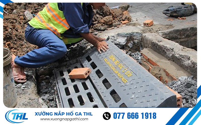 Thợ THL Hoàn thiện Bó vỉa gang cầu